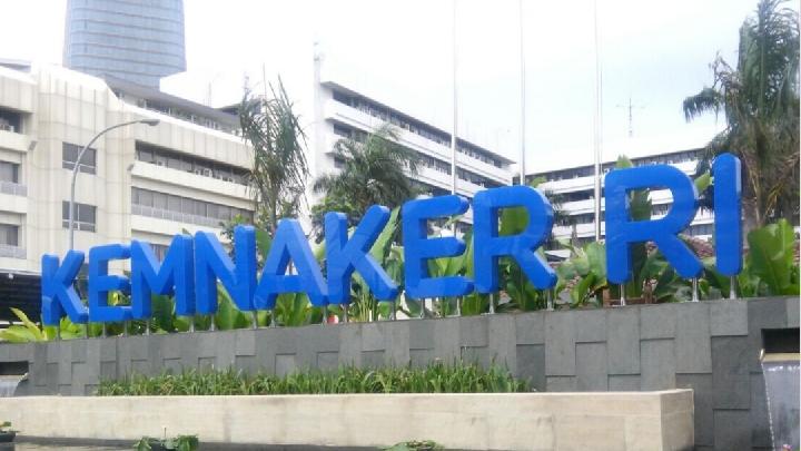 Kemnaker Usir 94 TKA di KEK Sei Mangkei Gara-Gara Tidak Punya RPTKA