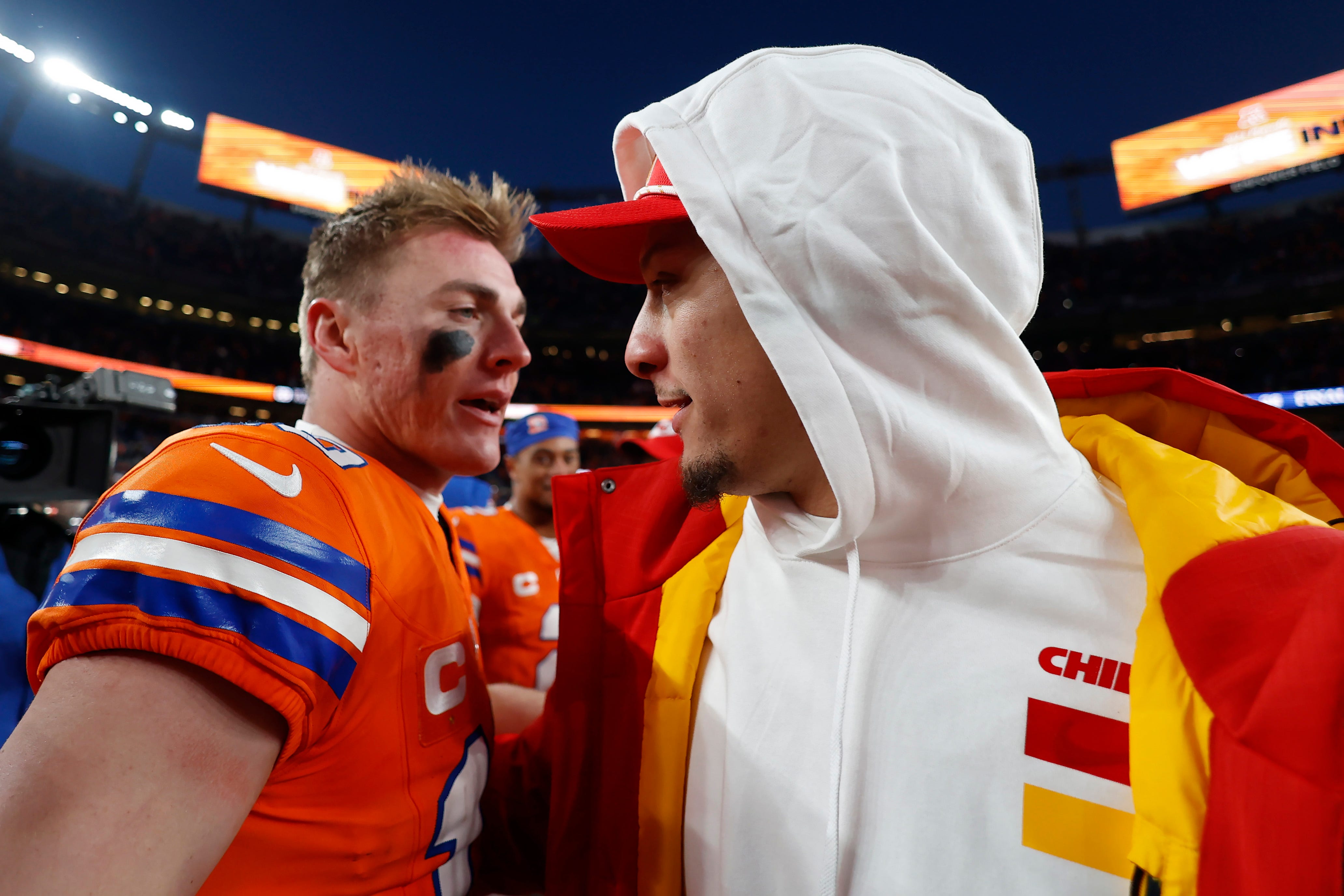 NFL playoff picture: Broncos chasing postseason spot as Chiefs stumble