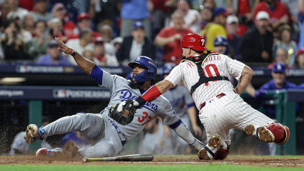 Philadelphia Phillies' 9th inning rally falls short as Los Angeles ...