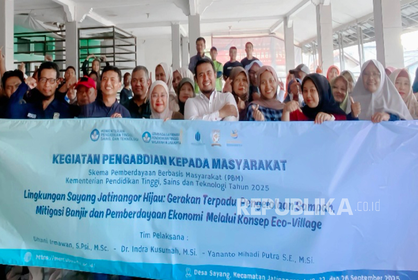 Kampanye Eco Village UMC, Warga Jatinangor Diajak Kelola Sampah Rumah Tangga