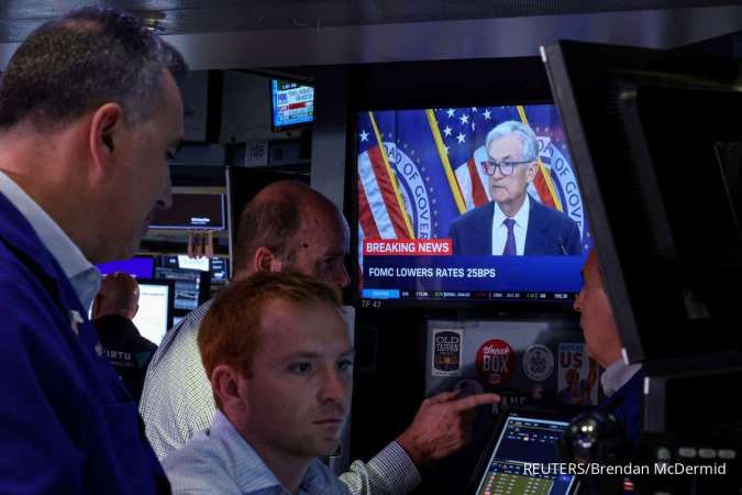 Wall Street: Indeks Dow, S&P 500 dan Nasdaq Turun Akibat Pernyataan Powell