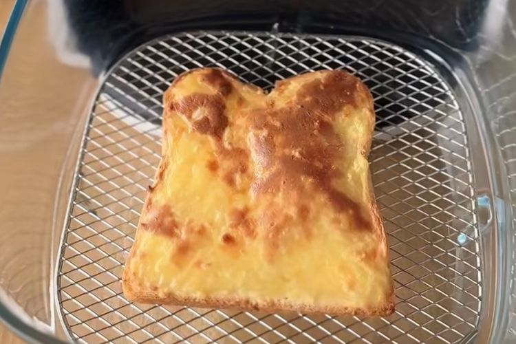 Resep Roti Panggang Keju Basque, Camilan Sederhana yang Meleleh di Mulut