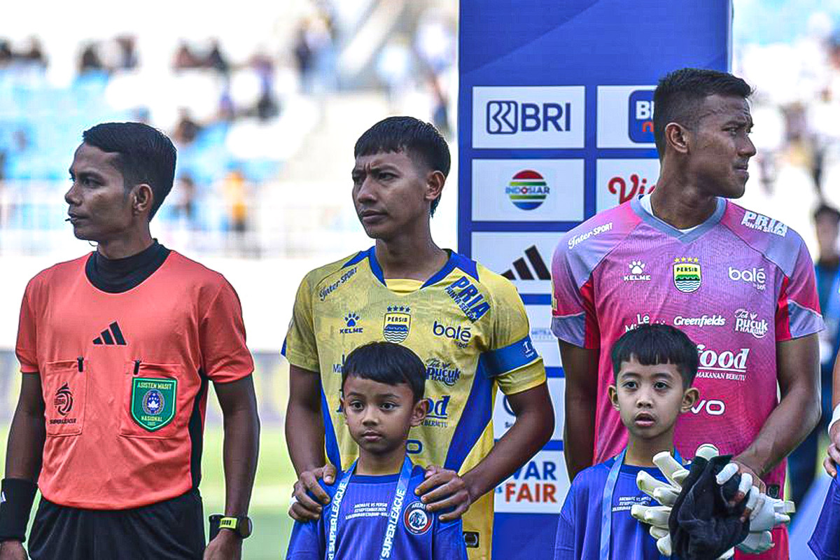 Ayah Ragu, Beckham Putra Jadi Kapten Persib Bandung di Malang