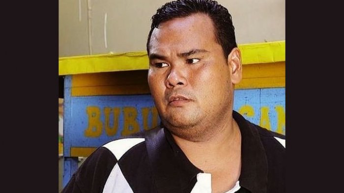 Kaki Tak Bisa Bergerak, Fahmi Bo Terharu Dibantu Eks Istri Ganti Popok