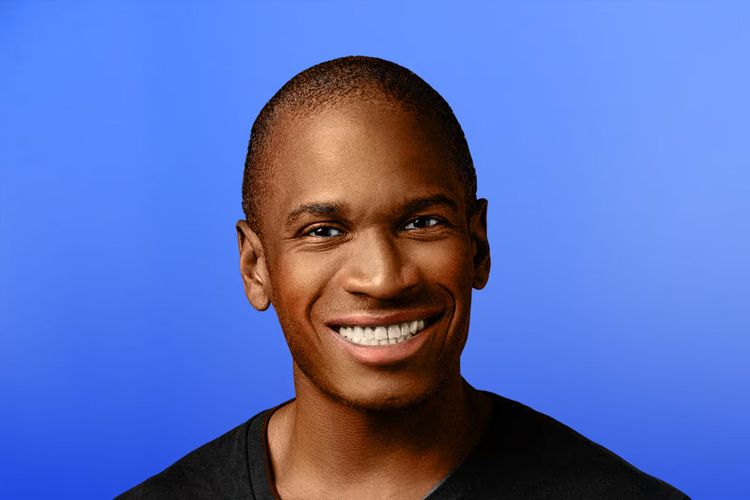 Ramalan Mengejutkan Arthur Hayes: Bitcoin Bisa Naik 2.900% Jika Trump Menang dan Cetak Uang Lagi