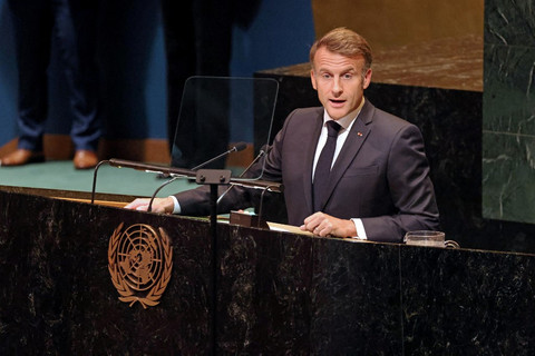Macron Minta Trump Berhenti Perang Gaza untuk Nobel Perdamaian