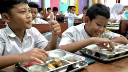 Awal Kasus 352 Siswa Keracunan MBG di KBB, Dedi Mulyadi Janji Evaluasi Paripurna