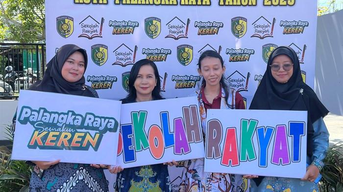 Berita Populer: Tiga Guru Pilihan Kemensos Mengajar di Sekolah Rakyat Palangka Raya