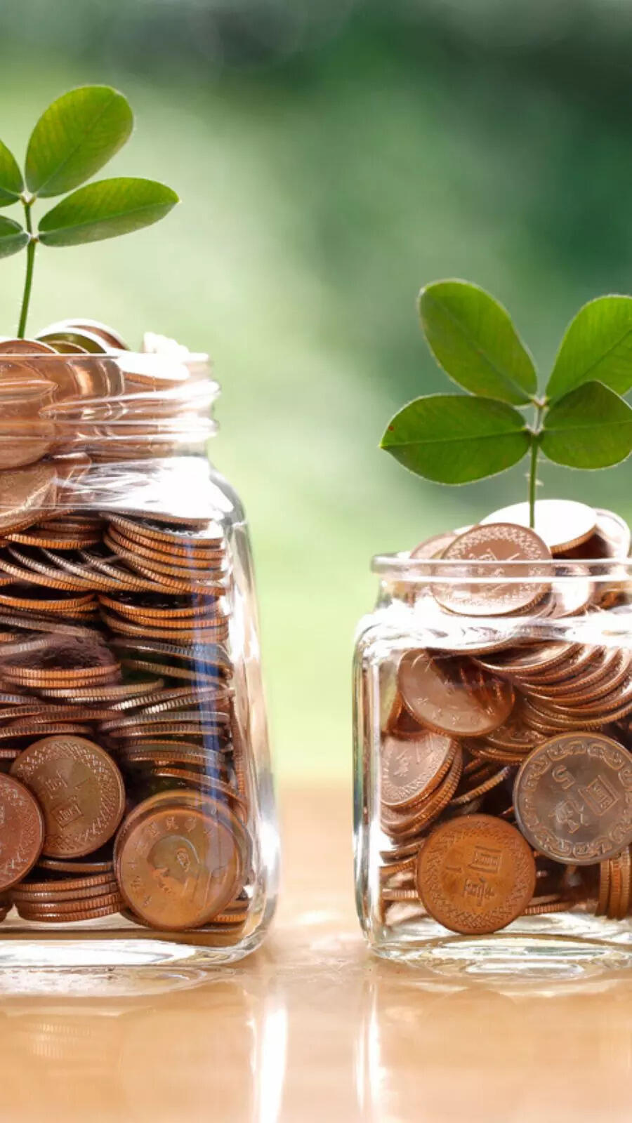 President Trump in showdown with Democrats to stop total government