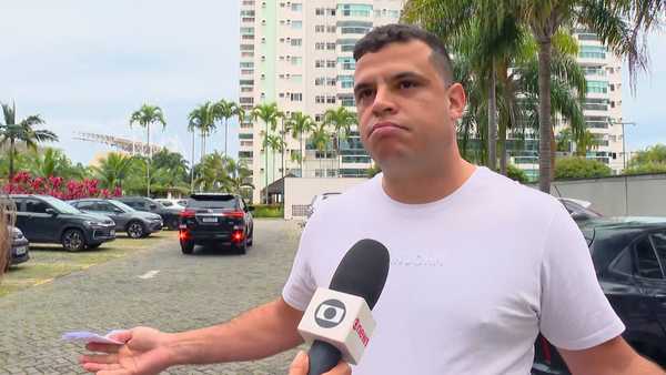 Pastor acusado de charlatanismo tinha R$ 1 milhão nas contas e continua pedindo doações
