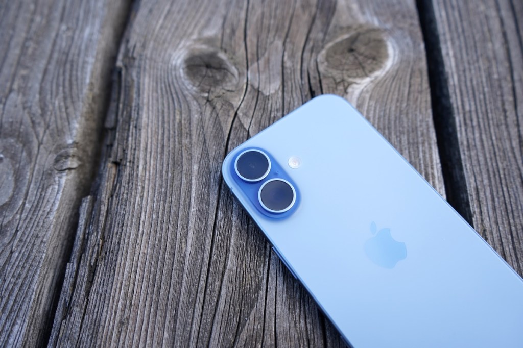 Detailaufnahme der Kamera des iPhone 17.