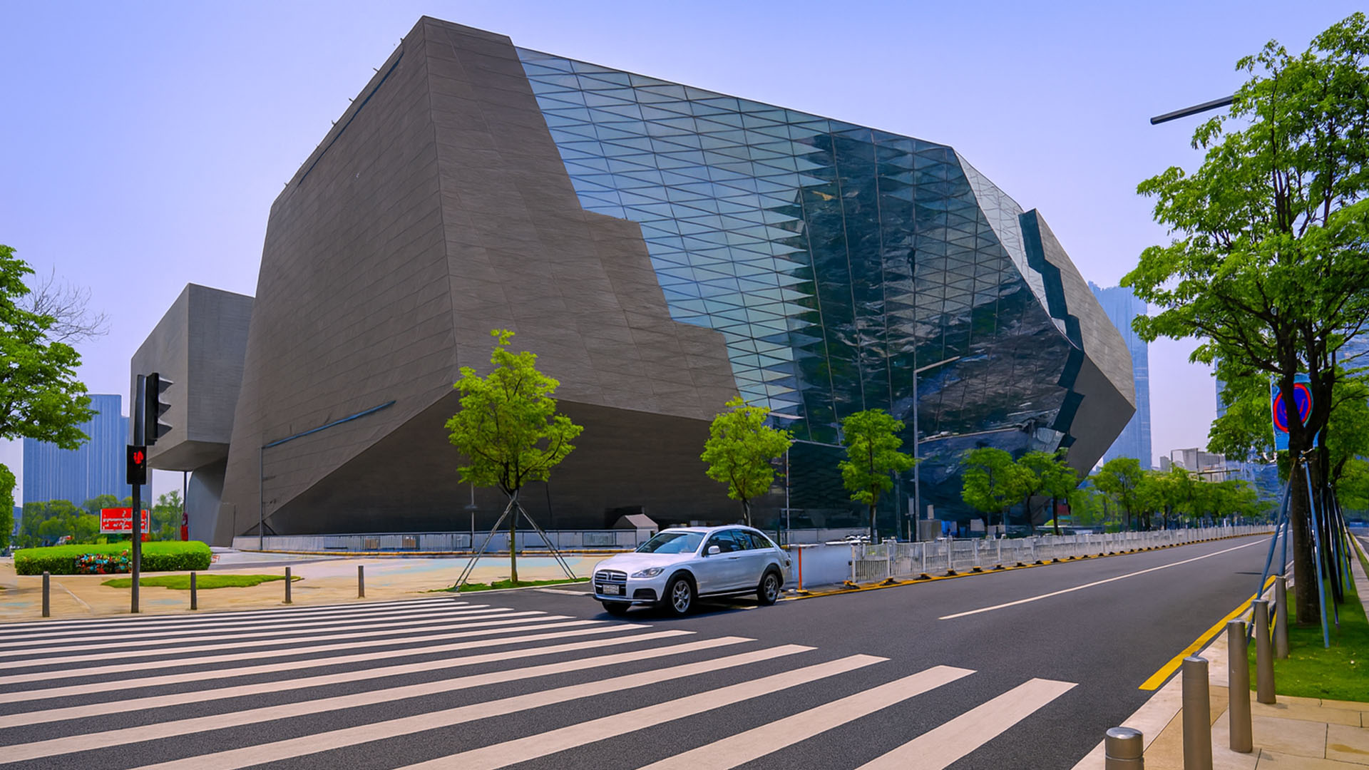 walking-in-futian-district-shenzhen-china-4k