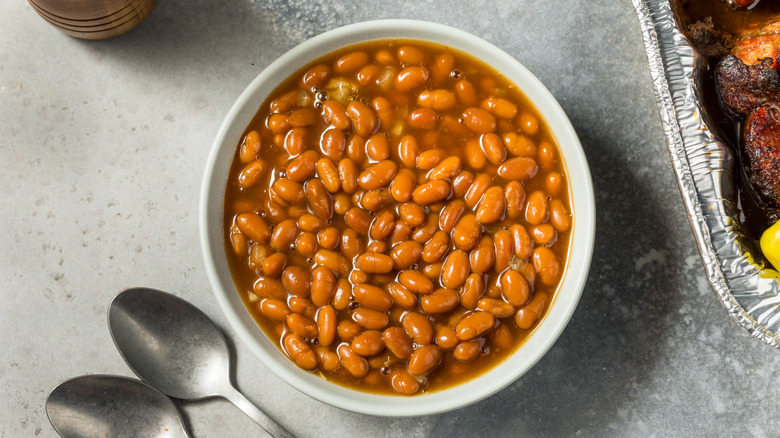Elevate Canned Baked Beans With This Bell Pepper Variety