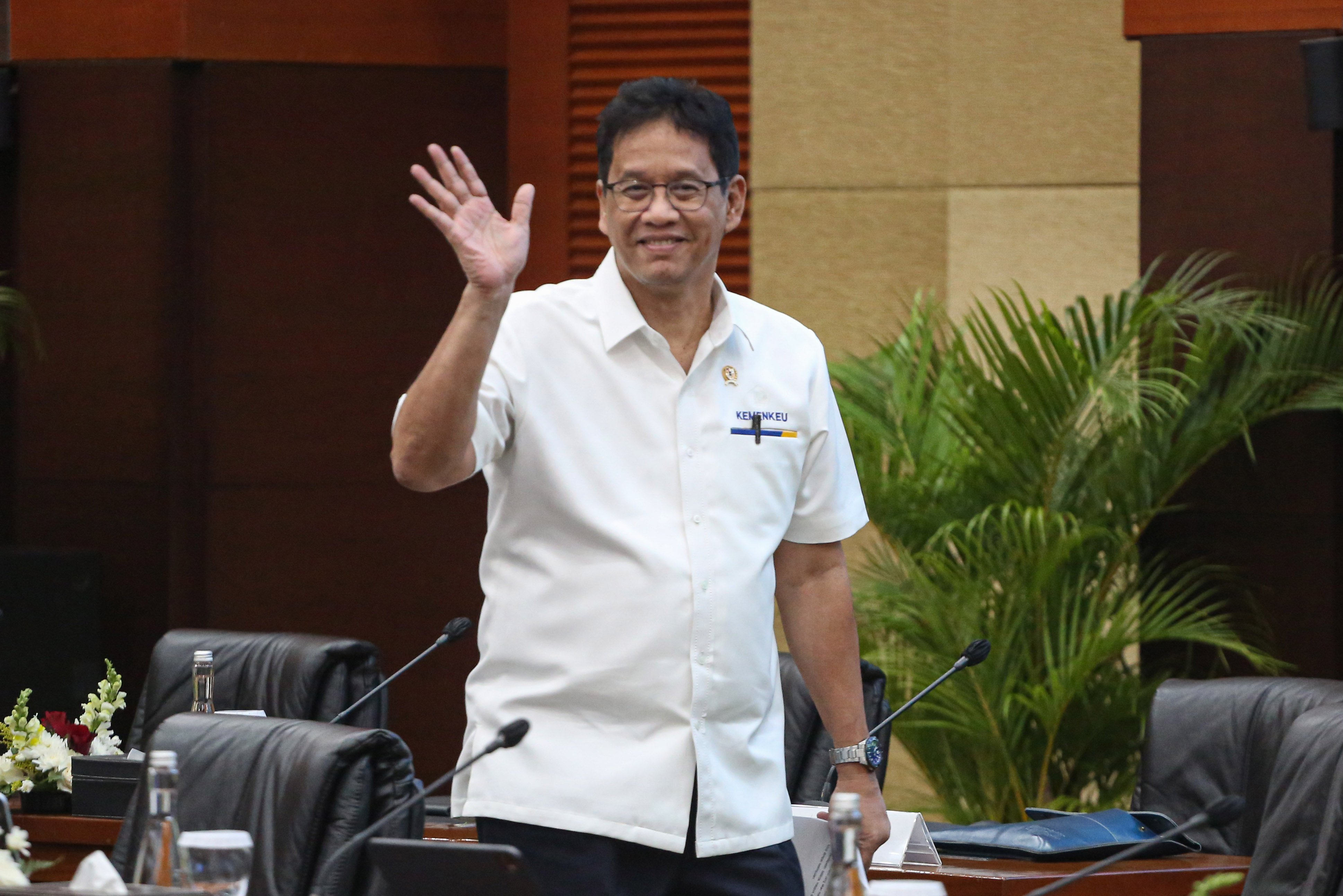 Alasan Purbaya Tunda Pajak Online Warisan Sri Mulyani