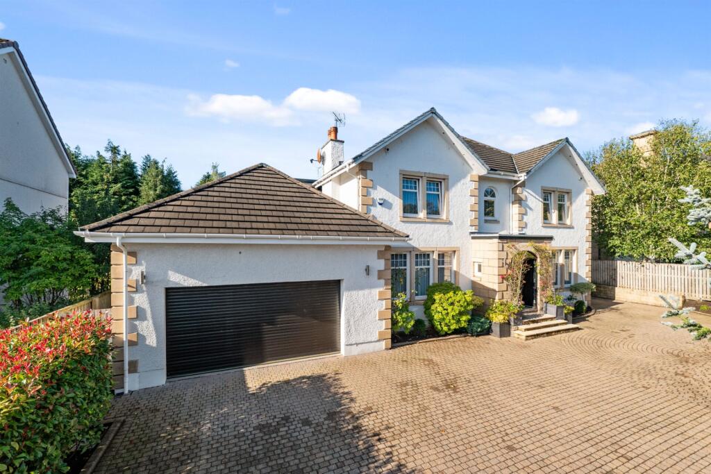 For Sale: Take a look inside this 'outstanding' Whitecraigs family ...