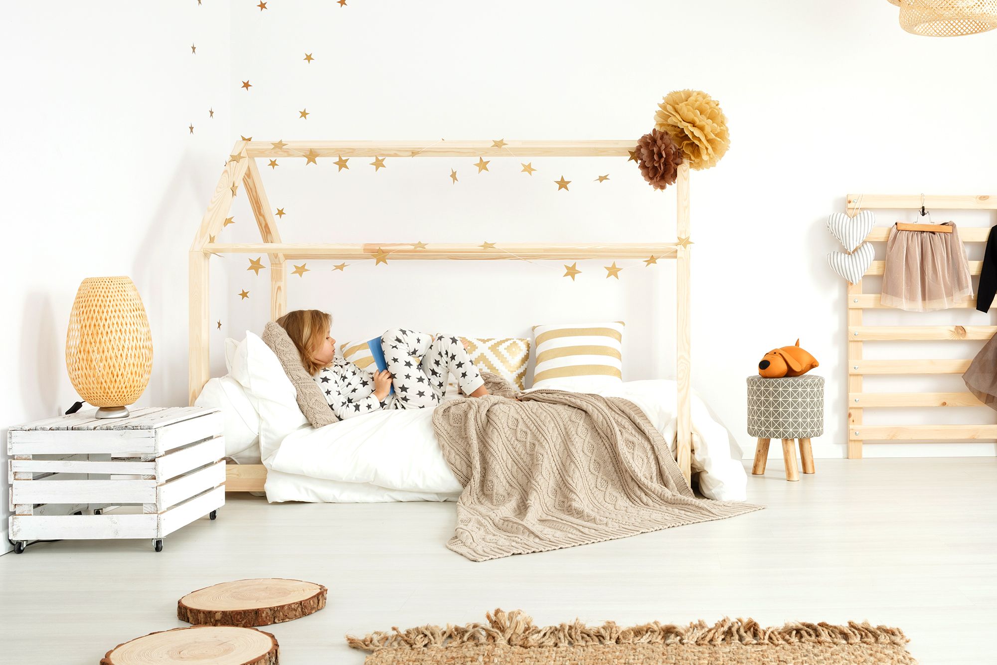 what-the-heck-is-a-montessori-bed-and-why-should-i-get-one