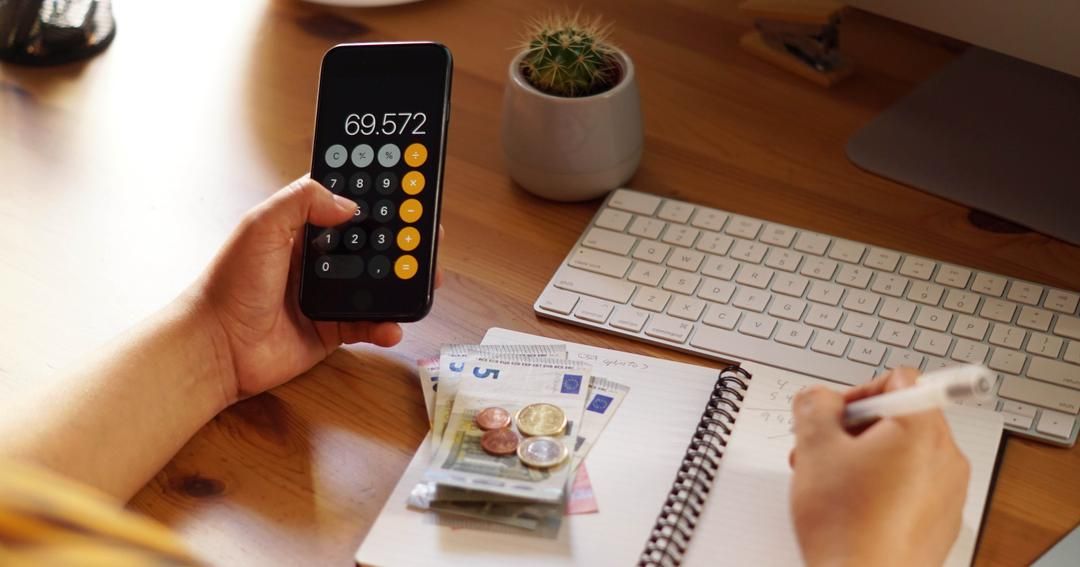 7 Tips Menabung Harian Efektif untuk Pemula, Konsisten!