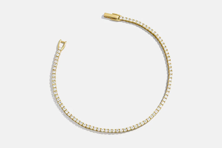 Scarlett Johansson’s tennis necklace looks just like real diamonds ...