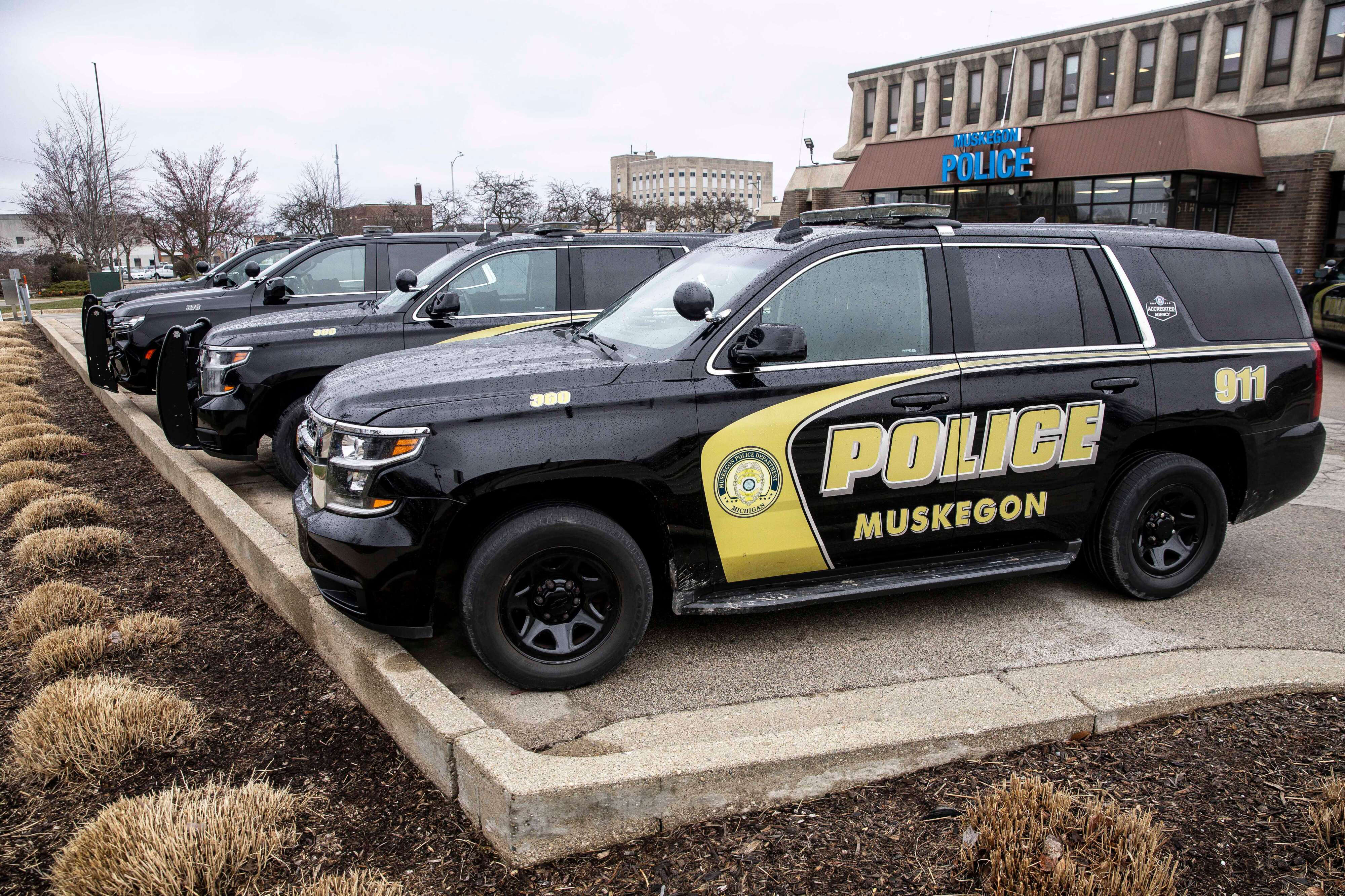 Muskegon Police Department to give current officers $5K bonus Muskegon Police Department to give current officers $5K bonus