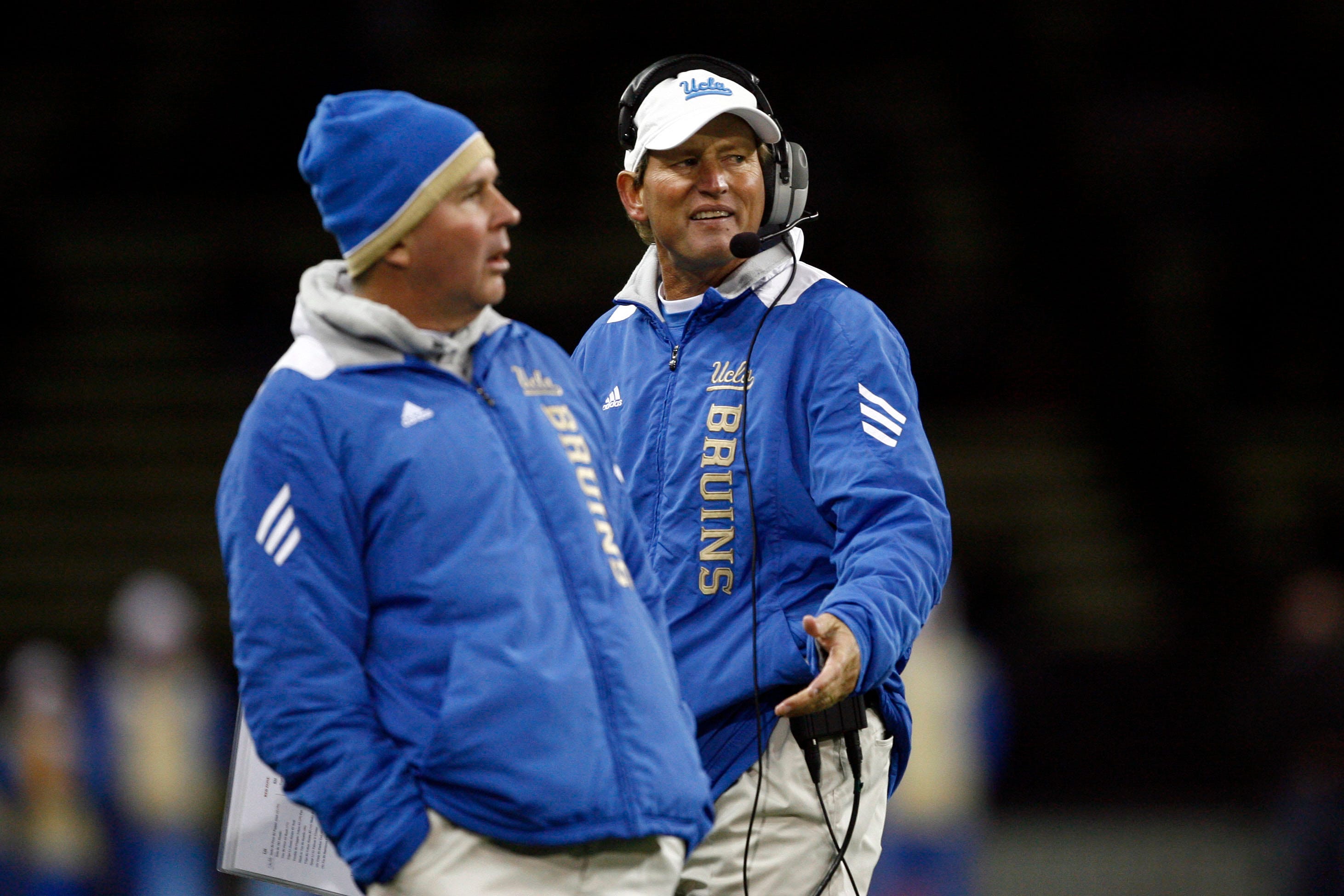 Former Washington football coach picks Huskies to upset No. 1 Ohio State