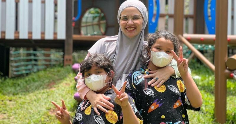 12 Artis yang Berjuang Melahirkan Bayi Prematur