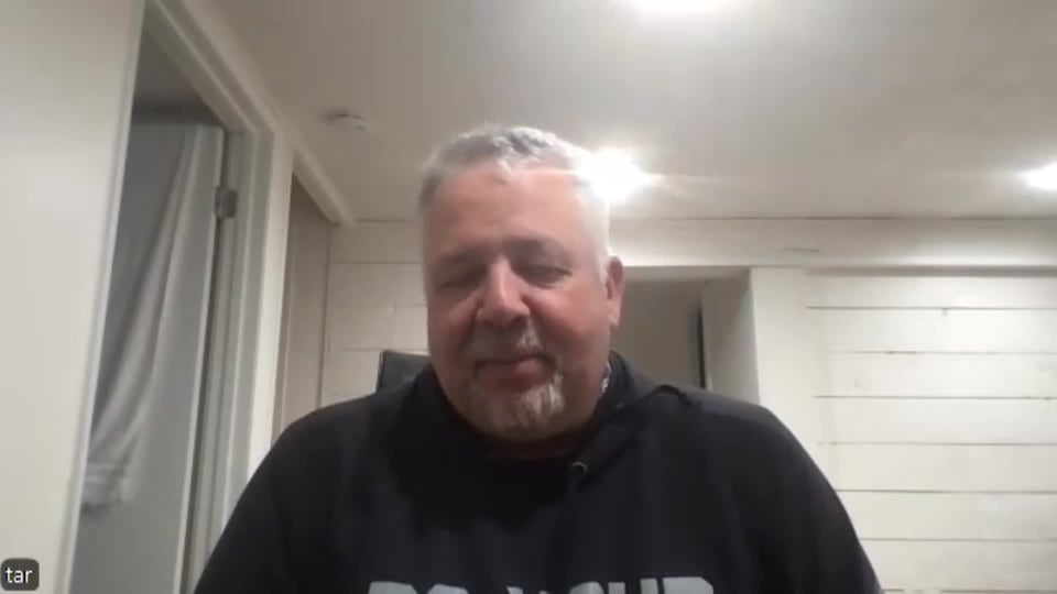 VIDEO: Cal Raleigh's dad, Todd, discusses son's success and hot-mic moment