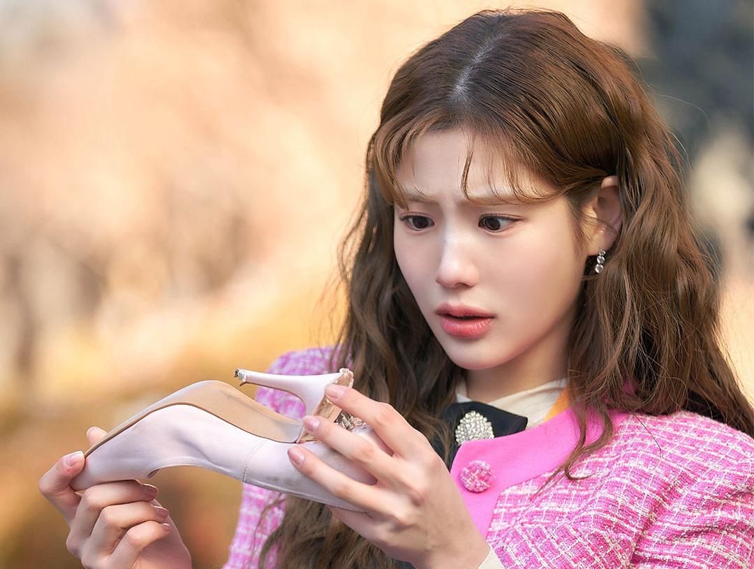 6 Kesalahan Manajemen Keuangan Kim Ji Song di To The Moon