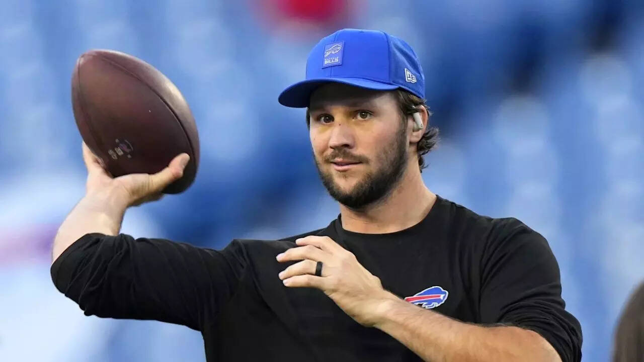 Bills superstar Josh Allen shares his ultimate buffalo wings guide with