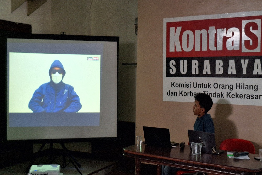 KontraS Beberkan Dugaan Kekerasan Seksual terhadap Massa yang Ditangkap