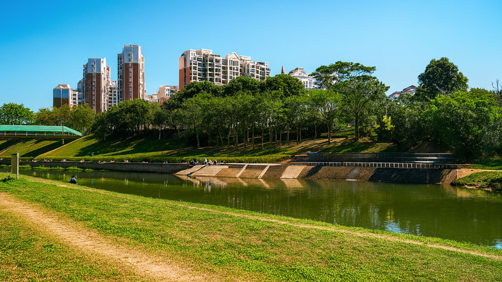 Walking by Guanlan River in Shenzhen - China 4K