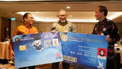 Bank Muamalat Rilis Kartu Mahasiswa Bersama Unair dan UB