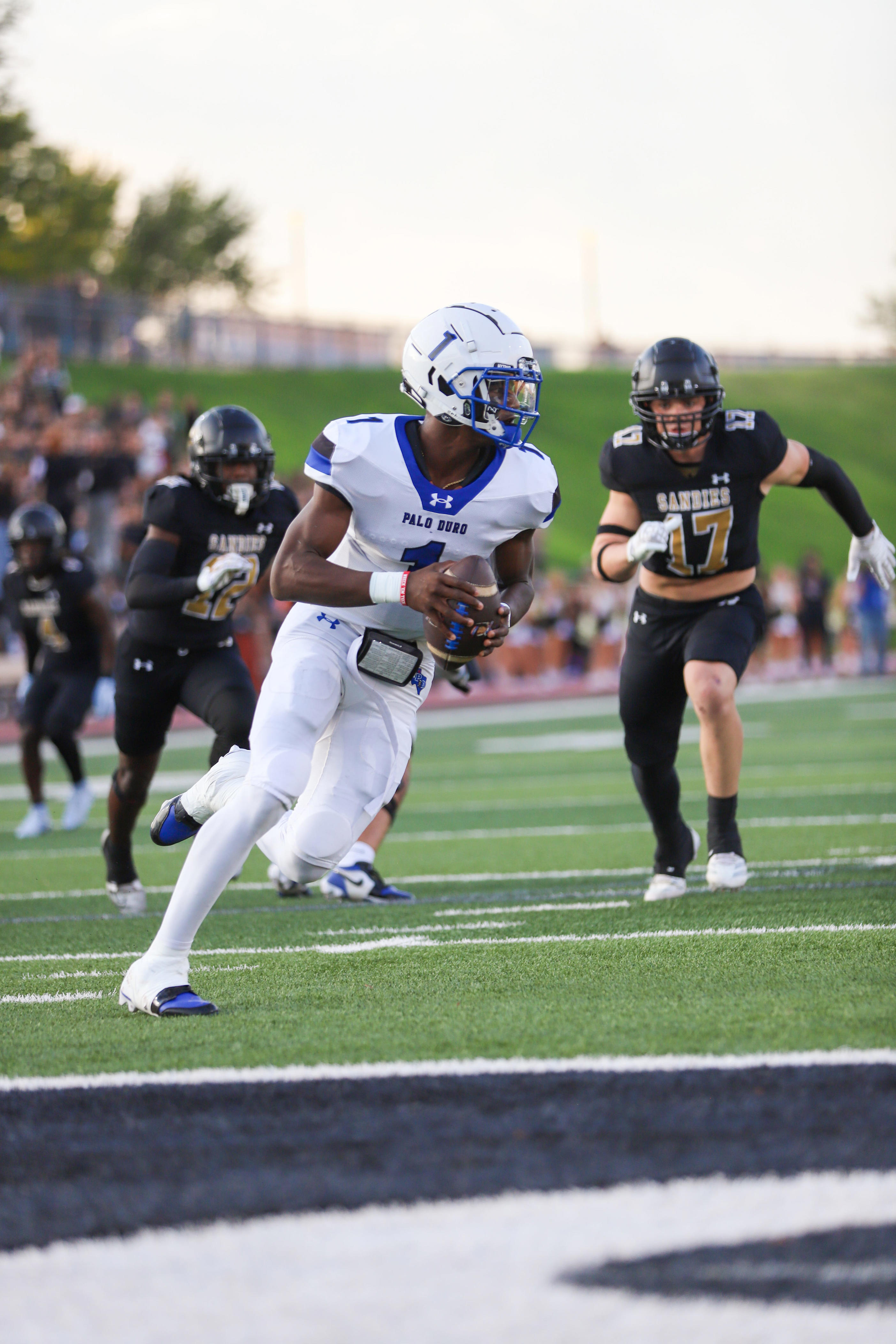 Top performers from Week 10 high school football games in the Texas ...