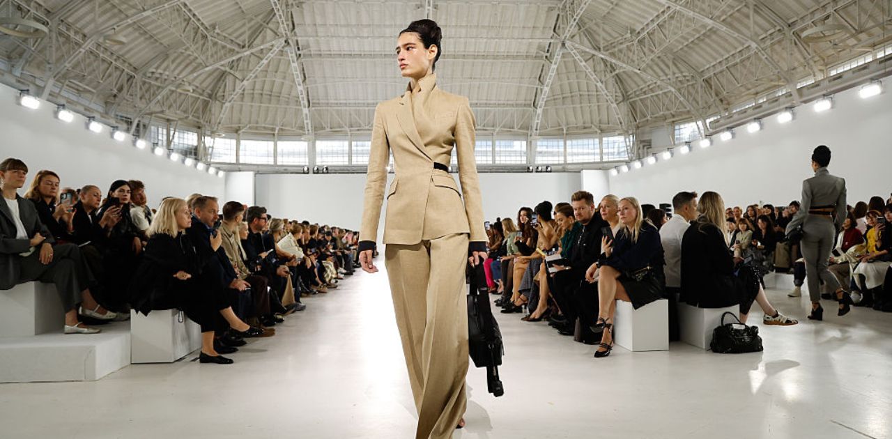 mara shawl madelinetosh