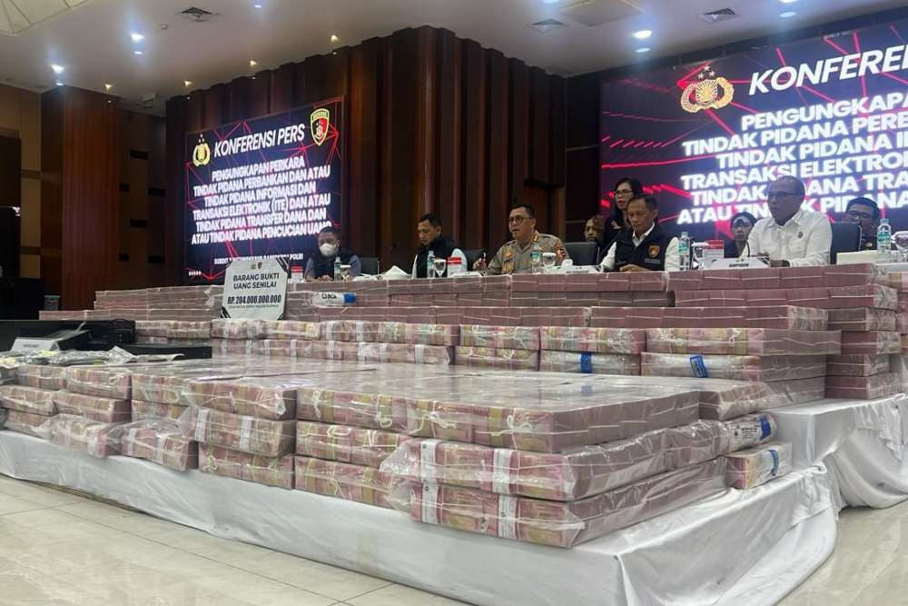 Tumpukan Uang Rp204 Miliar dari Pembobolan Rekening BNI