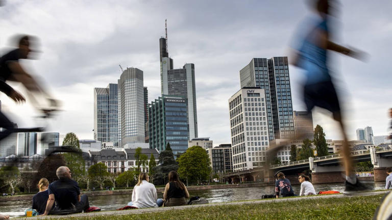 Frankfurt Aktivitaten Junge Leute