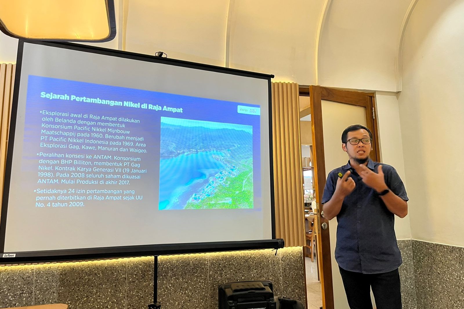 Tambang Ancam Wisata dan Penghidupan Raja Ampat