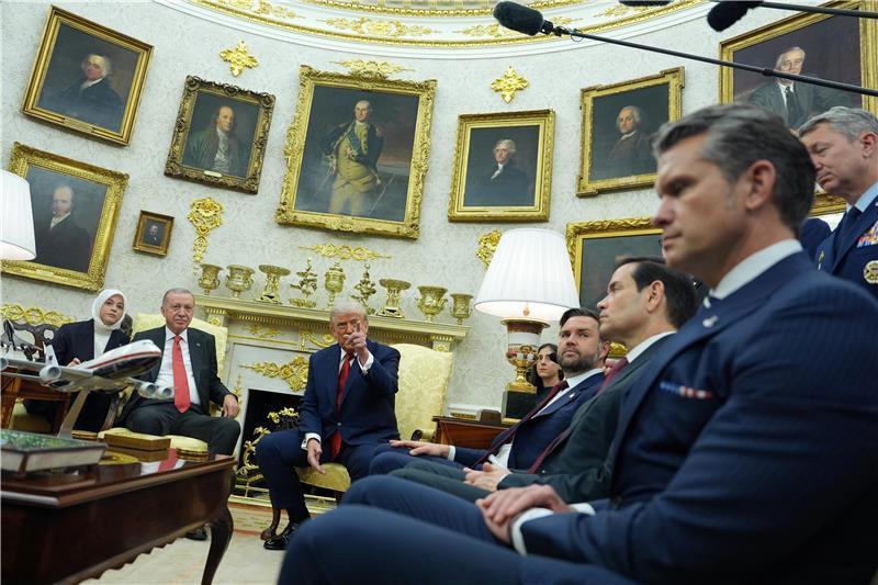 Son dakika: Cumhurbaşkanı Erdoğan ve Trump arasındaki tarihi zirve.... Trump: Erdoğan çetin bir adam