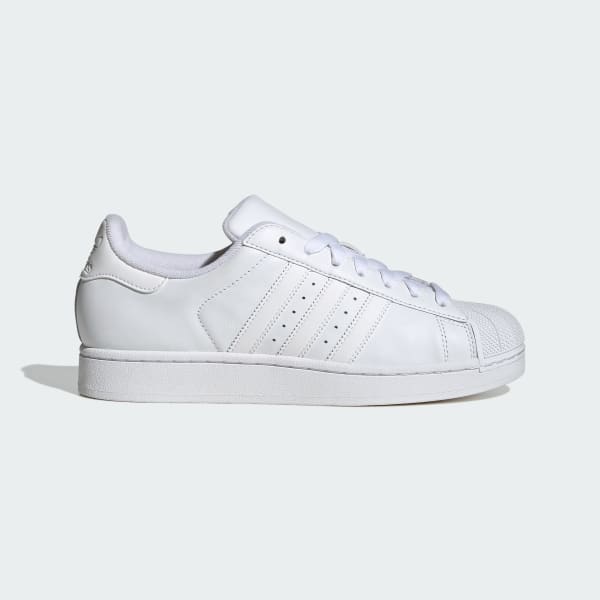 A white trainer