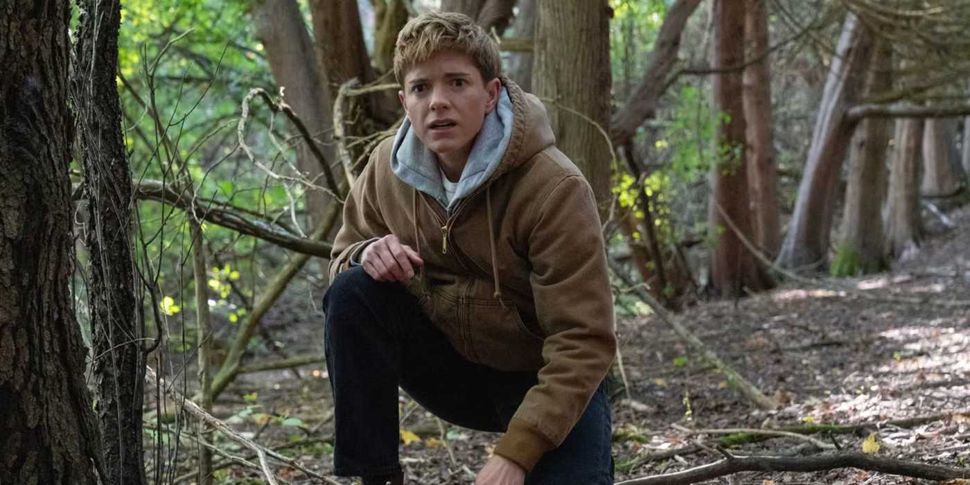 Netflix's 8-part thriller is one of the weirdest shows you'll ever watch