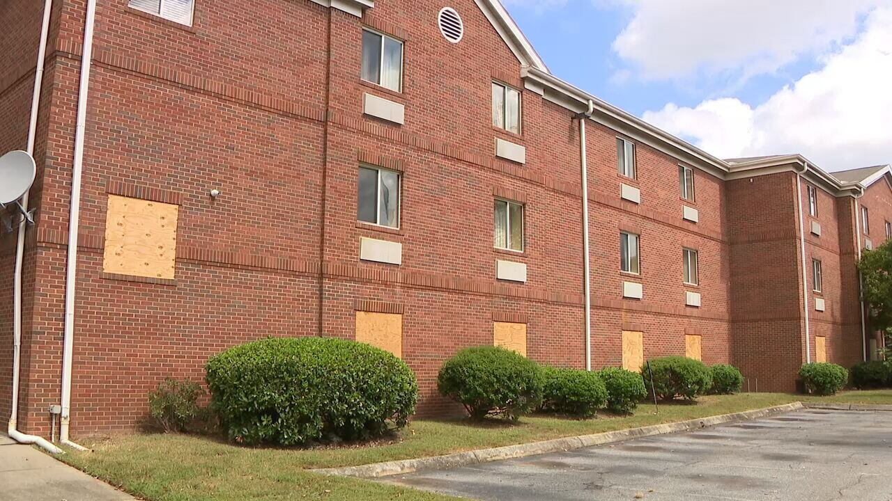 gwinnett-county-one-step-closer-to-turning-vacant-hotel-into-affordable