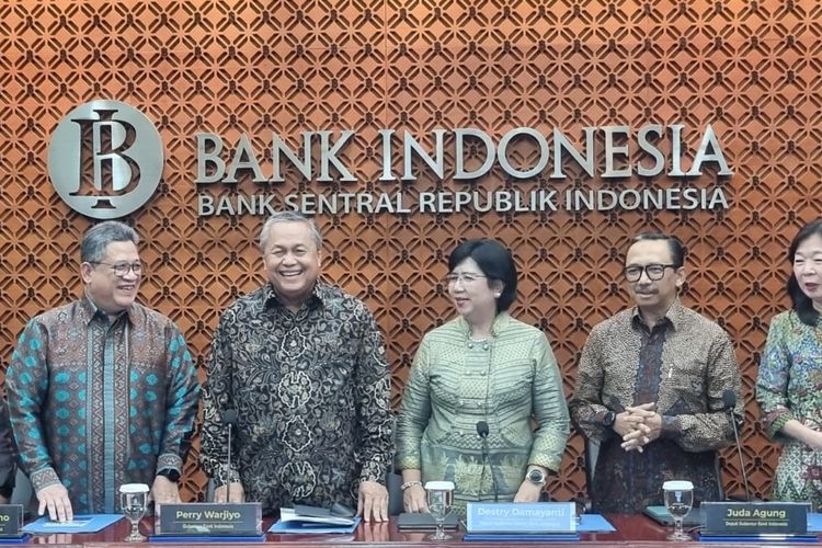 Rupiah Dekati Rp 16.800, BI Siap Jaga Stabilitas Garuda