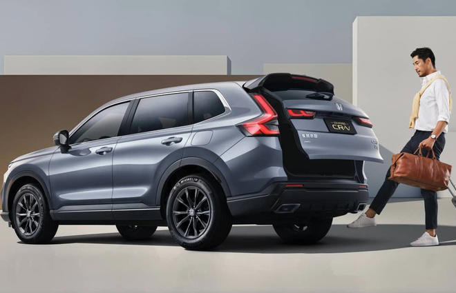 Honda CR-V ra bản kỷ niệm 30 năm, có thể lái rảnh tay một lúc trên cao tốc