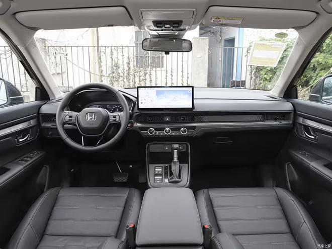 Honda CR-V ra bản kỷ niệm 30 năm, có thể lái rảnh tay một lúc trên cao tốc