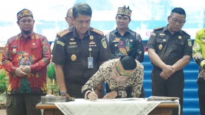 Wali Kota Palangka Raya Dorong Koperasi Jadi Penggerak Ekonomi Rakyat