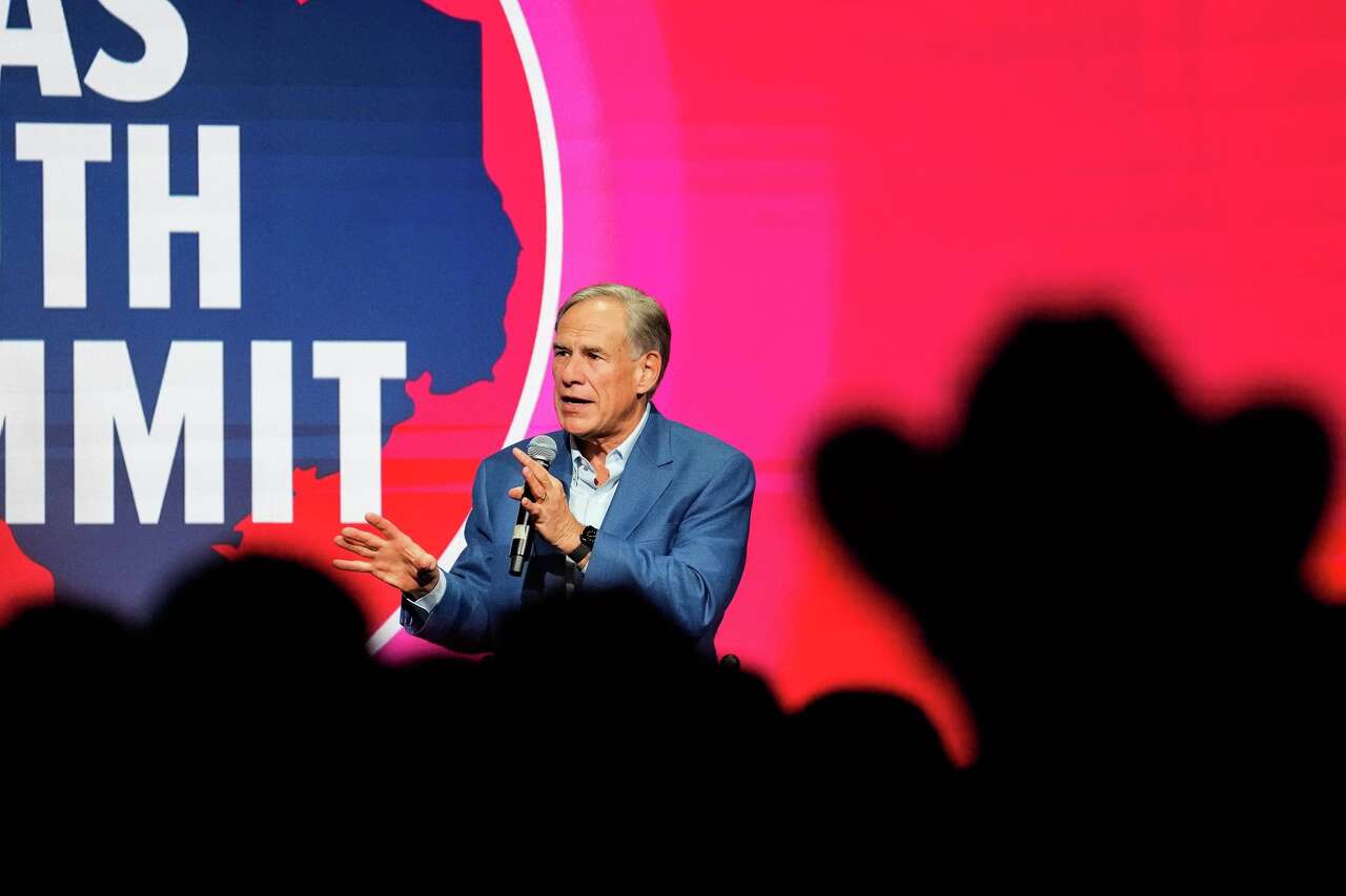 Texas Gov. Greg Abbott recently scolded a Houston imam he said was trying to force Muslim-owned businesses to follow Sharia law. (Raquel Natalicchio/Staff photographer)