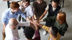 Kunci Jawaban PPKn Kelas 5 SD Kurikulum Merdeka Halaman 140: Gotong Royong