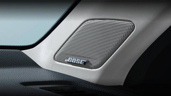 Honda CR-V ra bản kỷ niệm 30 năm, có thể lái rảnh tay một lúc trên cao tốc