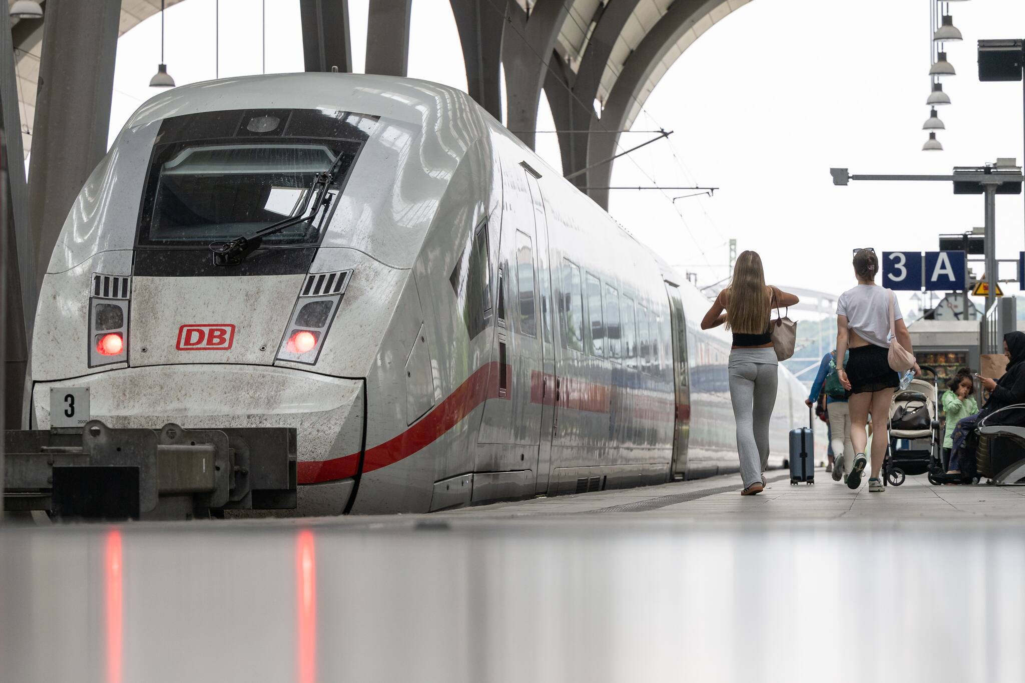 Fahrplan Ice 690