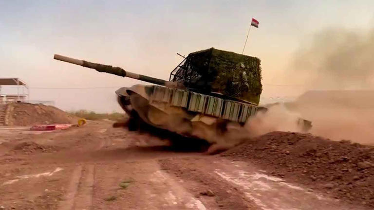 Vídeo: Iraque moderniza tanques T-90S/IQ com blindagem extra contra drones  e armas antitanque