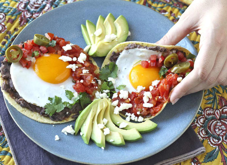 Paso 11 - Huevos rancheros: la emblemática y sabrosa receta mexicana